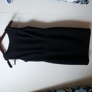 Sleeveless Limited midi dress